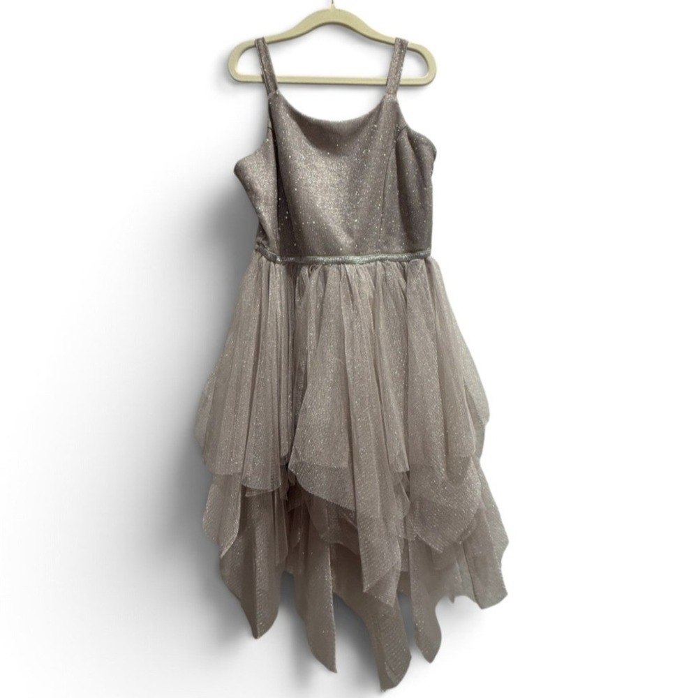 Cat & Jack Girls Glitter Tulle Handkerchief Hem Party Dress Taupe Size M 7/8